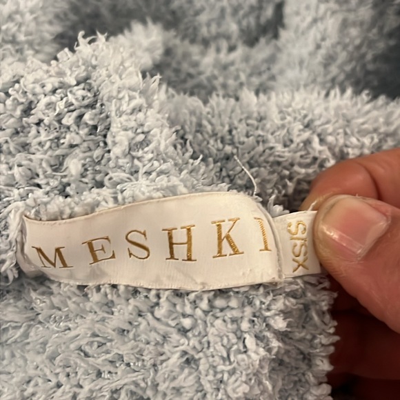 MESHKI Notched Hooded Fuzzy Cropped Sweater & sweatpants. Baby blue color XS set - Picture 6 of 17